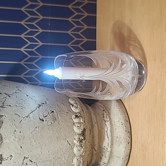 Mikasa Silent Night Crystal Etched Bud Vase Christmas tree Slovenia - Picture 2 of 9